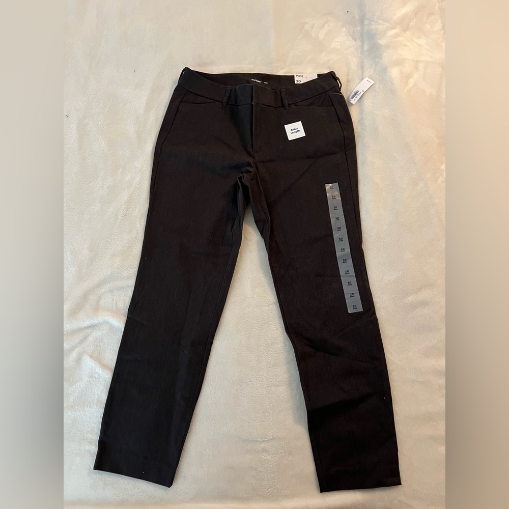 Women’s Ankle Length Pixie Cut Pants